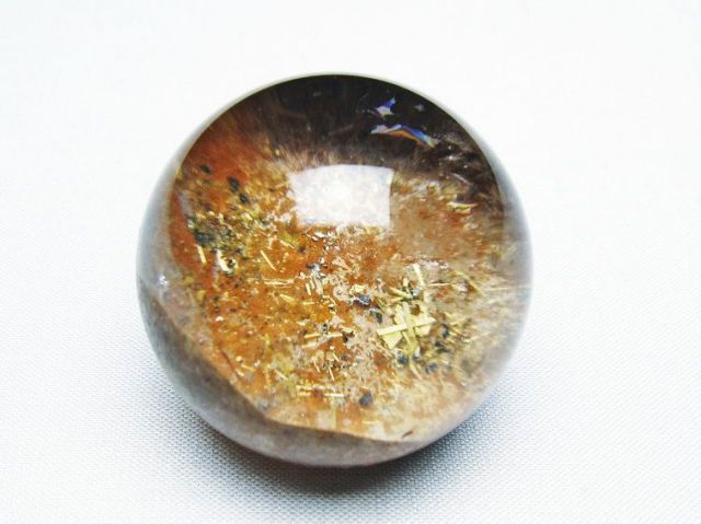ゴールドタイチンルチル入り水晶丸玉 41mm [T637-4712]