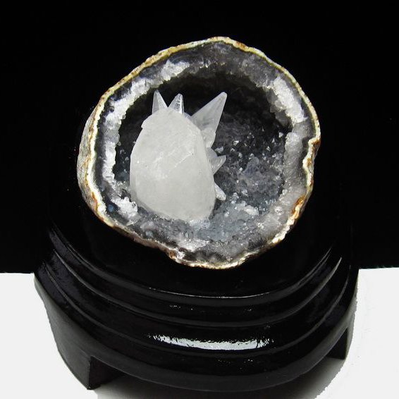 ブラジル産 アゲートドーム カルサイト共生[T640-1885]