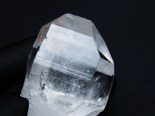 レムリアンシード水晶原石 ミナスジェライス州コリント産 ※証明書付き[T641-1688]