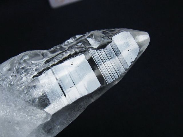 レムリアンシード水晶原石 ミナスジェライス州コリント産 ※証明書付き[T641-1774]