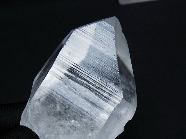 レムリアンシード水晶原石 ミナスジェライス州コリント産 ※証明書付き[T641-1819]