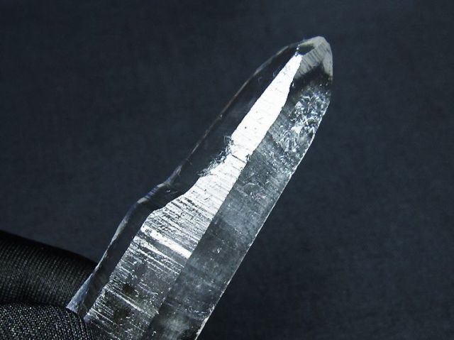 レムリアンシード水晶原石 ミナスジェライス州コリント産 ※証明書付き[T641-1868]