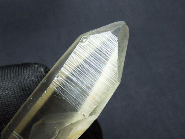 シトリン レムリアンシード水晶原石 ミナスジェライス州コリント産 ※証明書付き[T641-2164]