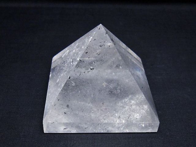 ヒマラヤ水晶ピラミッド[T648-3786]