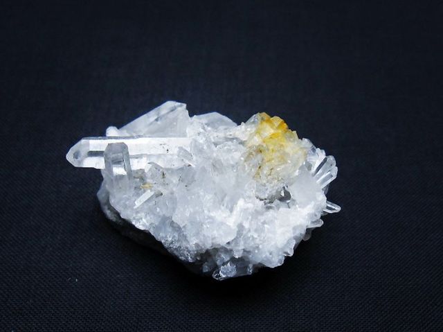 ヒマラヤ水晶クラスター[T661-8828]