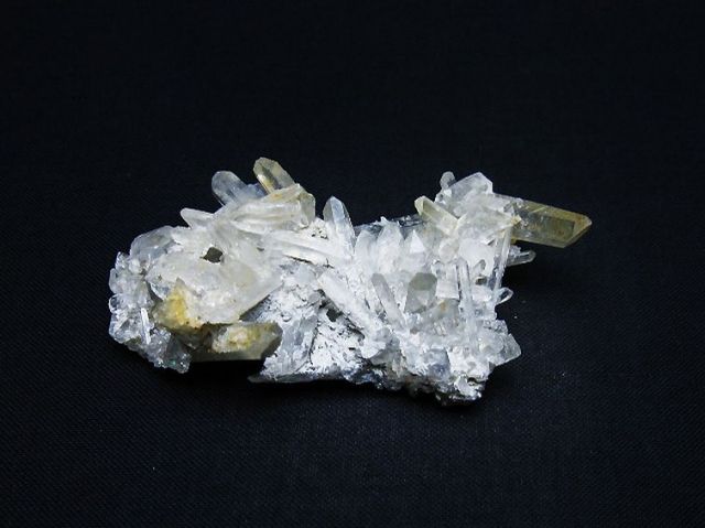 ヒマラヤ水晶クラスター[T661-9033]