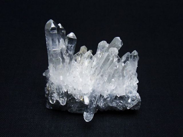 1575g超強いパワーヒマラヤ産天然水晶クラスターYTB85B6/346B34C 1575g超強いパワーヒマラヤ産天然水晶クラスターYTB85B6/346B34C