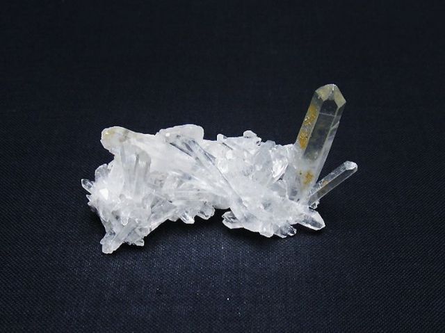 ヒマラヤ水晶クラスター[T661-9132]