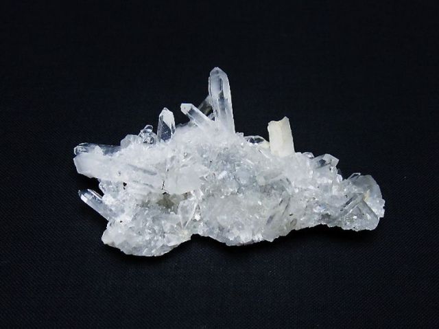 ヒマラヤ水晶クラスター[T661-9150]