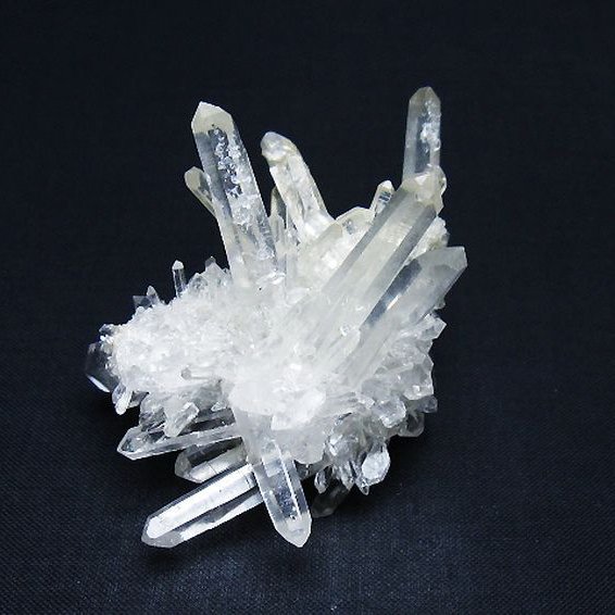 最高級ヒマラヤクラスター台座付き  470g  水晶  パワーストーン 最高級ヒマラヤクラスター台座付き 470g 水晶 パワーストーン