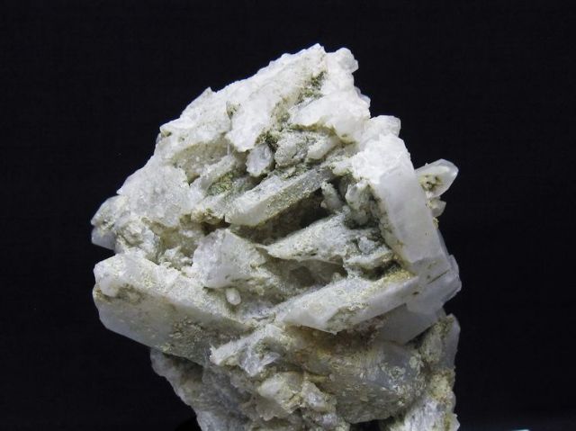 トルマリン入りヒマラヤ水晶クラスター[T668-7852]
