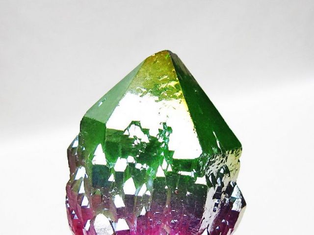 オーラ水晶 オーラクリスタル カテドラルライブラリー 原石(レインボー)[T693-5077]