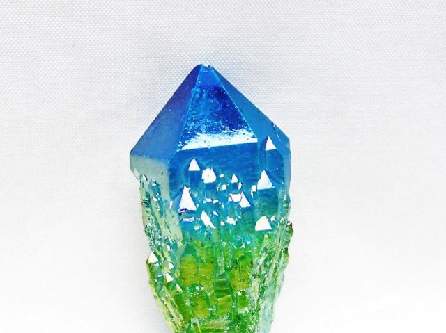 オーラ水晶 オーラクリスタル カテドラルライブラリー 原石 (グリーン)[T693-5274]