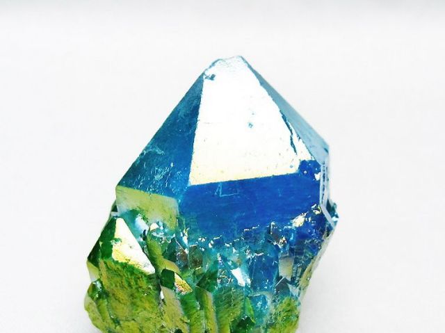 オーラ水晶 オーラクリスタル カテドラルライブラリー 原石 (グリーン)[T693-5283]