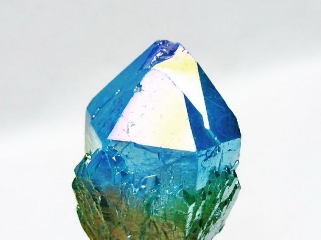 オーラ水晶 オーラクリスタル カテドラルライブラリー 原石 (グリーン)[T693-5285]