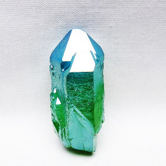 オーラ水晶 オーラクリスタル カテドラルライブラリー 原石 (グリーン) [t693-5810]