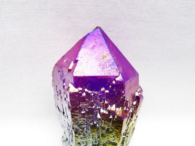 オーラ水晶 オーラクリスタル カテドラルライブラリー 原石(レインボー) [t693-5971]