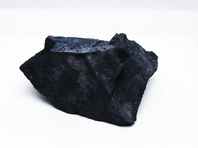 パワーストーン 天然石 北海道上ノ国町産 ブラックシリカ原石[T694-4739]