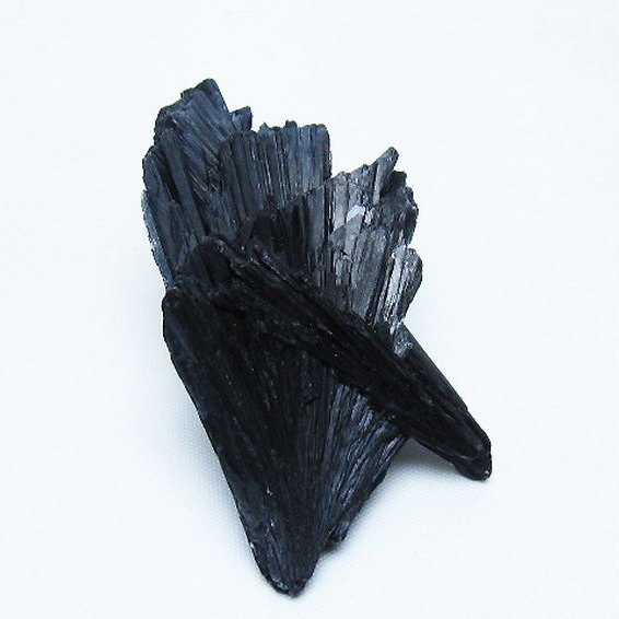 ブラック カイヤナイト 原石[T697-4153]