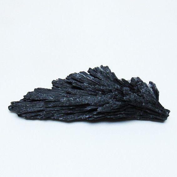 ブラック カイヤナイト 原石[T697-4166]