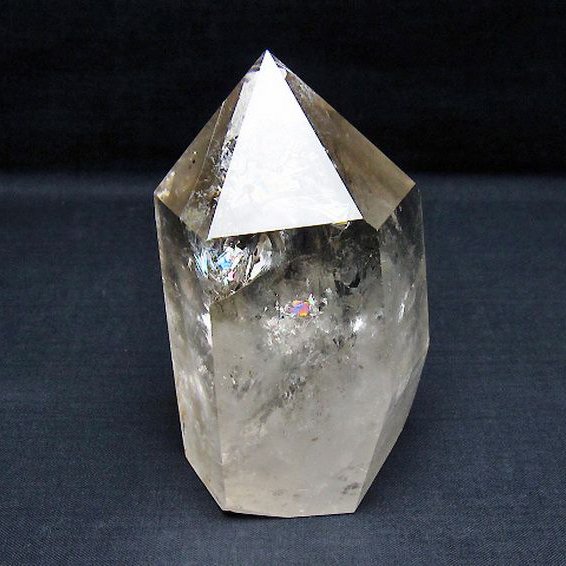 虹入りライトニング水晶ガーデン水晶六角柱 [t705-7648]