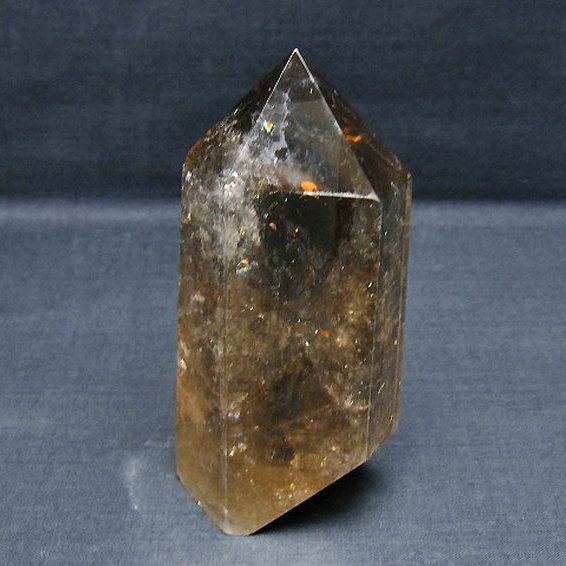 ライトニング水晶六角柱 [t705-7668]