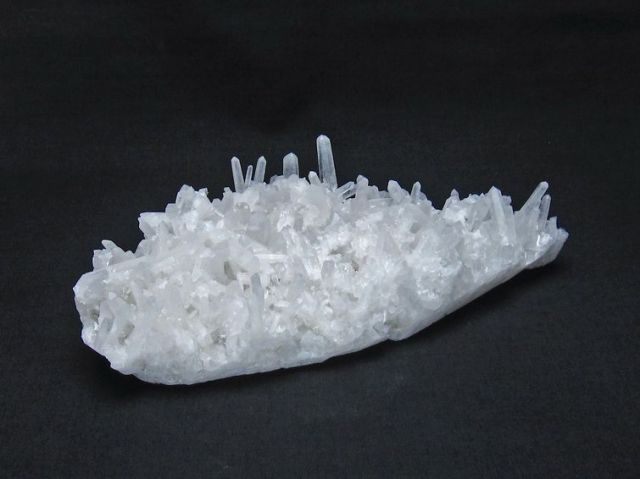 水晶クラスター　ヒマラヤ水晶　１.3キロ超 銀座東道◇天然石高級品ヒマラヤ水晶クラスター[T708-1633]