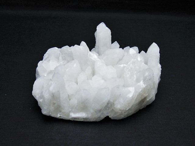 ヒマラヤ水晶クラスター [t708-1592]