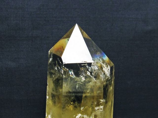 1.3Kgシトリン水晶六角柱[T719-4399]