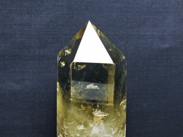1.3Kgシトリン水晶六角柱[T719-4400]