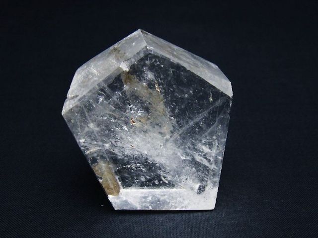 ヒマラヤ水晶六角柱　パワーストーン　鑑賞石　天然石　自然石　原石 パワーストーン 天然石 ヒマラヤ水晶原石[T72-3046]