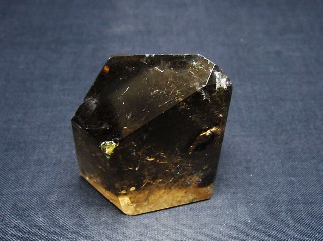 ライトニング水晶原石[T72-3099]