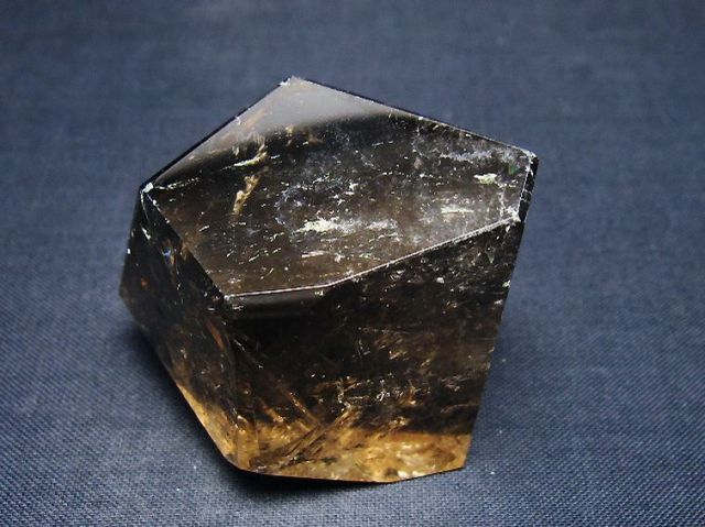 ライトニング水晶原石[T72-3099]