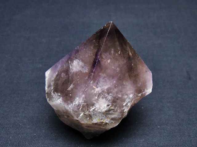 アメジスト六角柱[T720-1241]