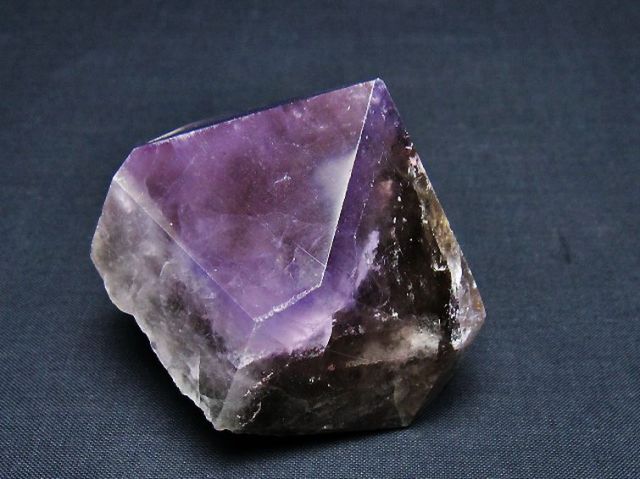 アメジスト六角柱[T720-1253]