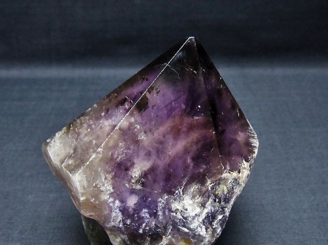 アメジスト六角柱[T720-1349]
