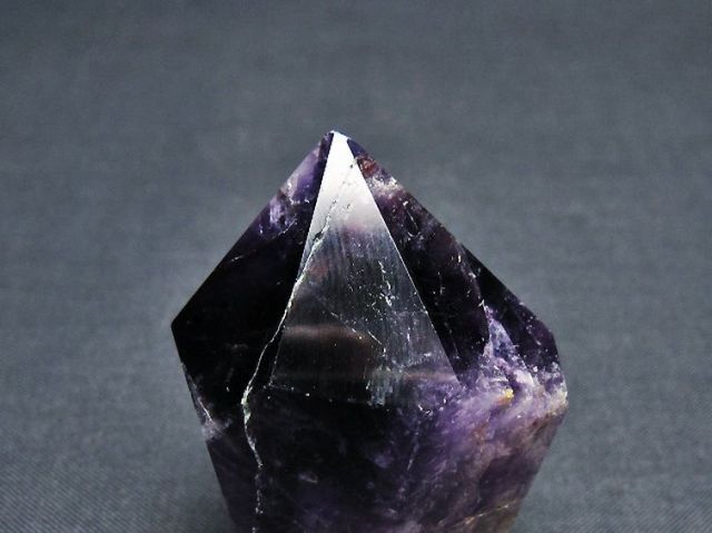 アメジスト六角柱[T720-995]