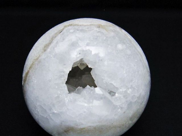 モロッコ産水晶 笑口丸玉 66mm [T722-649]