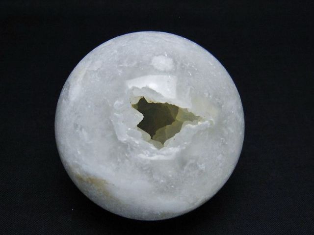 モロッコ産水晶 笑口丸玉 60mm [T722-884]