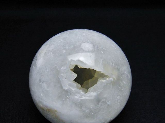 モロッコ産水晶 笑口丸玉 60mm [T722-884]