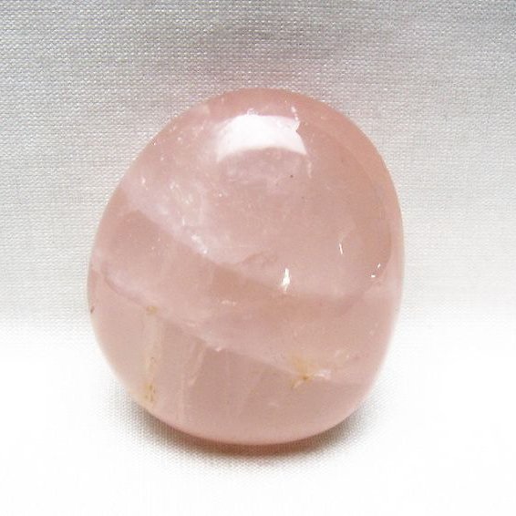 ローズクォーツ 原石 [t723-1949]