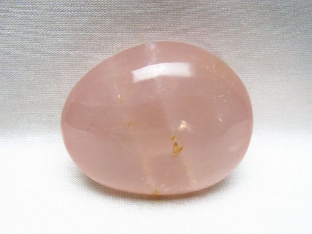 ローズクォーツ 原石 [t723-1949]