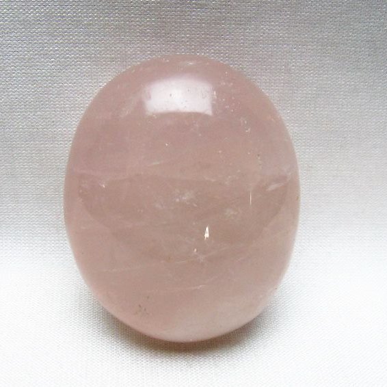 ローズクォーツ 原石 [t723-1967]