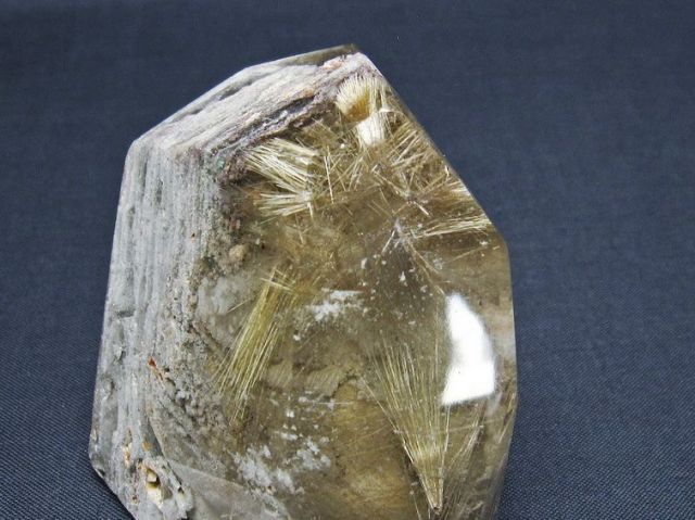 プラチナルチル ガーデンファントム入り 原石[T725-2681]