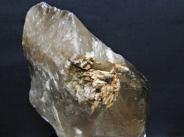 6.3Kgライトニング水晶原石[T726-1298]