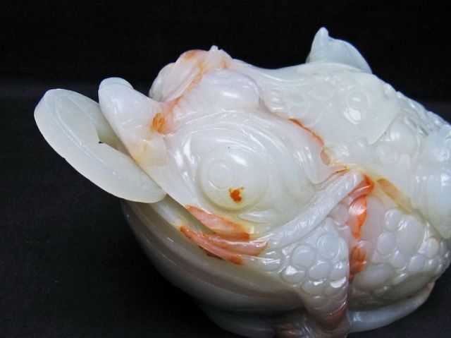 1.9Kg漢白玉金蟾置物[T726-1499]