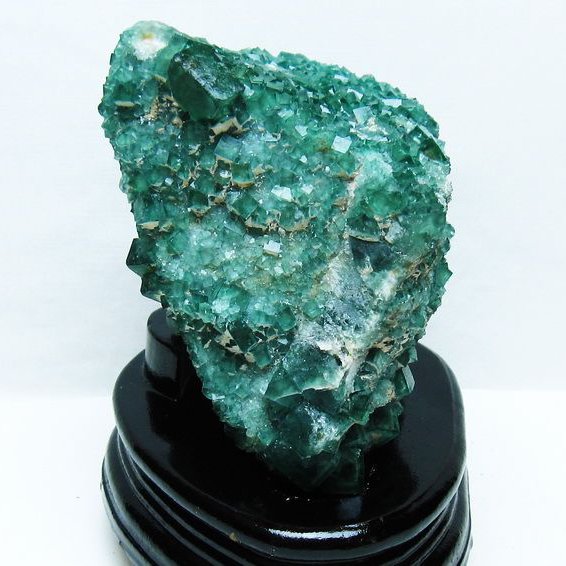 1.6Kg緑フローライト原石[T726-1715]