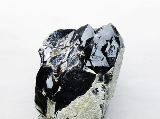 5.6Kg山東省産 モリオン 純天然 黒水晶 クラスター[T728-2408]