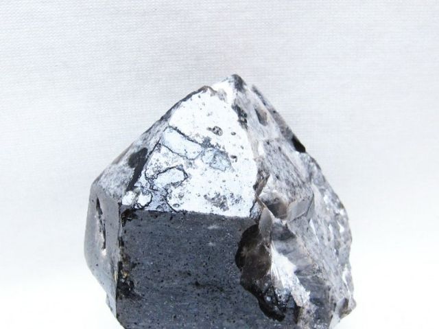モリオン 純天然 黒水晶 原石 [t735-4220]