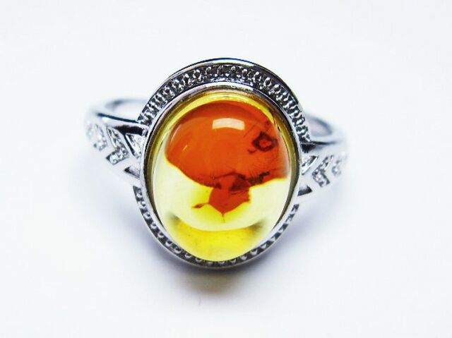 専用　希少　存在感◎　格安　アンティーク　オールドリング　琥珀　アンバー　K18 専用 希少 存在感◎ 格安 アンティーク オールドリング 琥珀